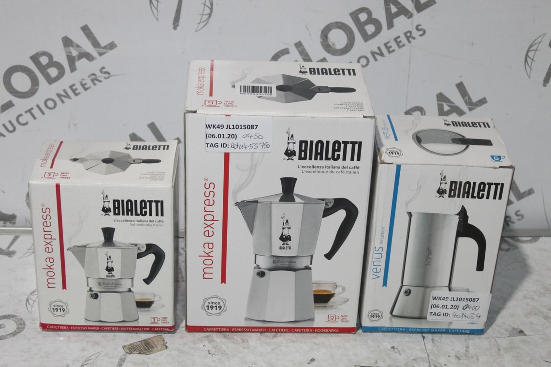 Assorted Bialetti Venus, Bialetti Mocha Express and Bialetti Large Mocha Express Cafetieres RRP £