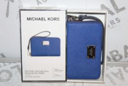 Boxed Michael Kors Essential Zip Sapphire Sapphino Blue Wallet With Phone Compartment RRP £45