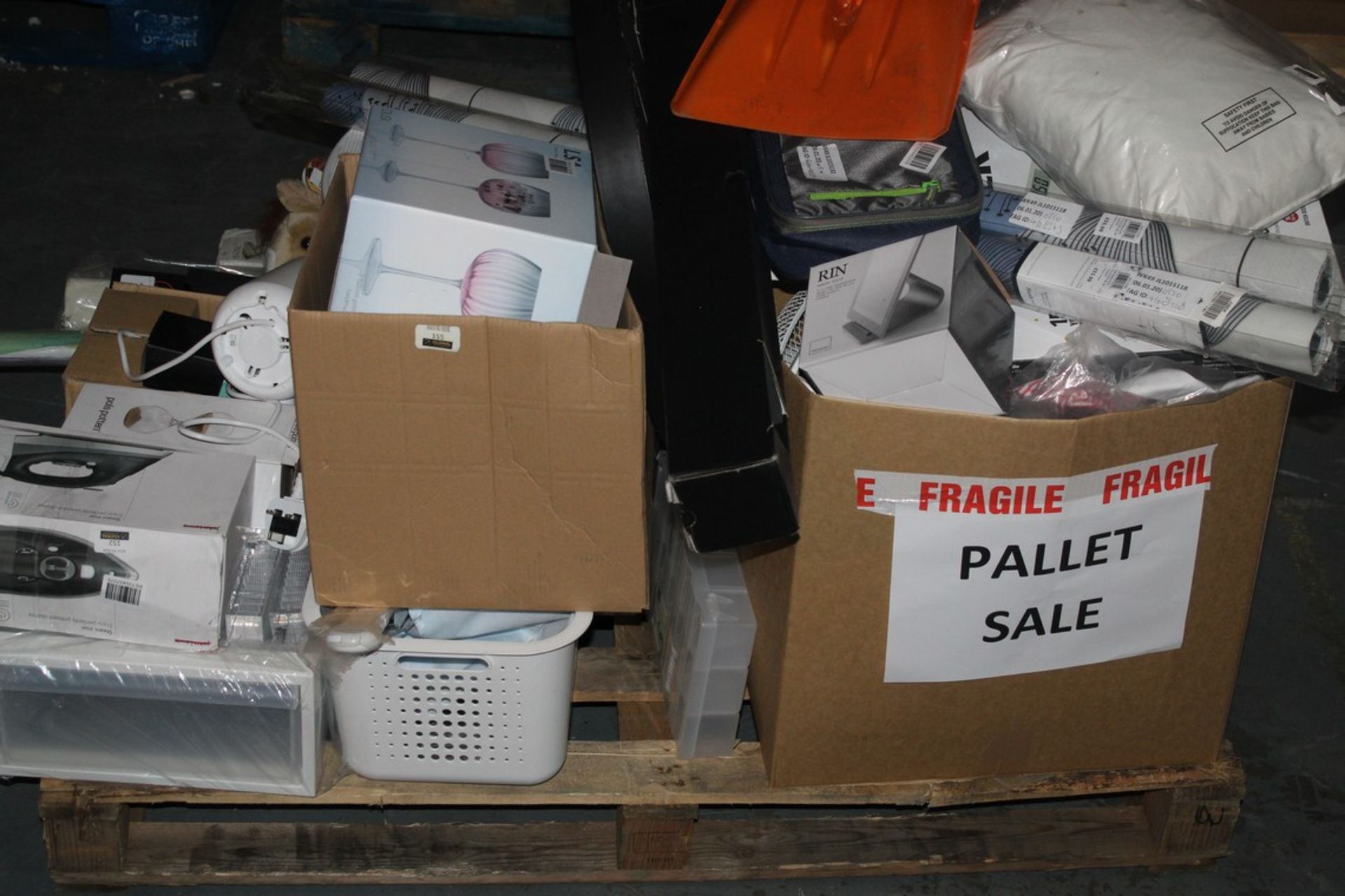 Pallet to Contain a Vast Quantity Of Items Ideal For Market Traders to Include Anthropology Mini