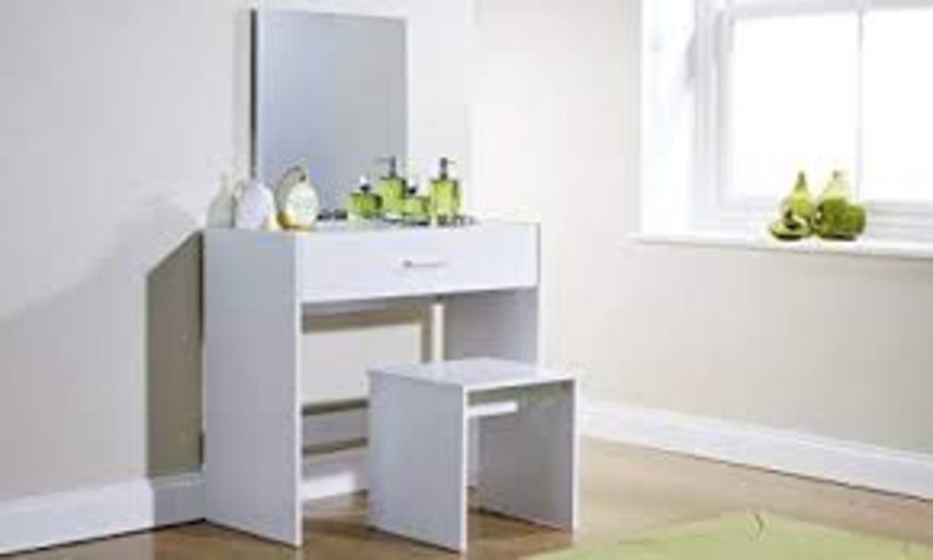 Boxed GFW Uli Dressing Table with Mirror RRP £70 (17282) (Public Viewing and Appraisals Available)