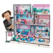Boxed Kids Doll House RRP £170 (4217400) (Public Viewing and Appraisals Available)