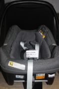 Maxi Cosy New Born In Car Kids Safety Seat RRP £200 (4324033) (Public Viewing and Appraisals