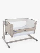 Boxed Chicco Next to Me Magic Bedside Crib RRP £240 (4258481) (Public Viewing and Appraisals