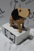 Boxed Oscar Designed By Architect Hands Boiling Wooden Dog Statue RRP £70 (3672955) (Public