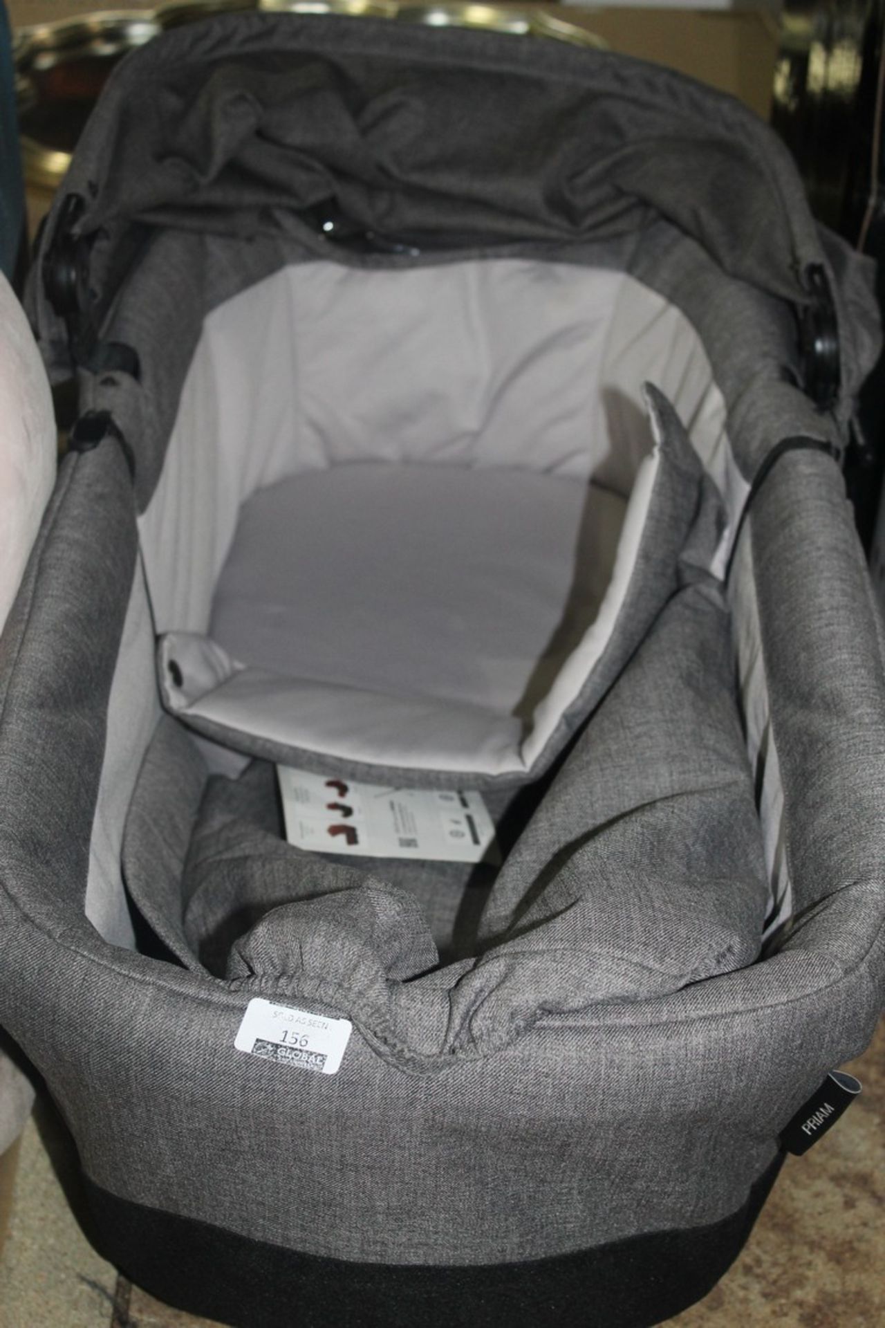 Cybex Priam Carry Cot Bassinette RRP £400 (4104601) (Public Viewing and Appraisals Available)
