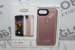 Lot to Contain 2 Iphone 7 Lumee Professional Lighting Phone Cases Combined RRP £70