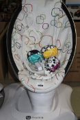 For Mums Mamaroo Rocker Bouncer RRP £300 (4214755) (Public Viewing and Appraisals Available)