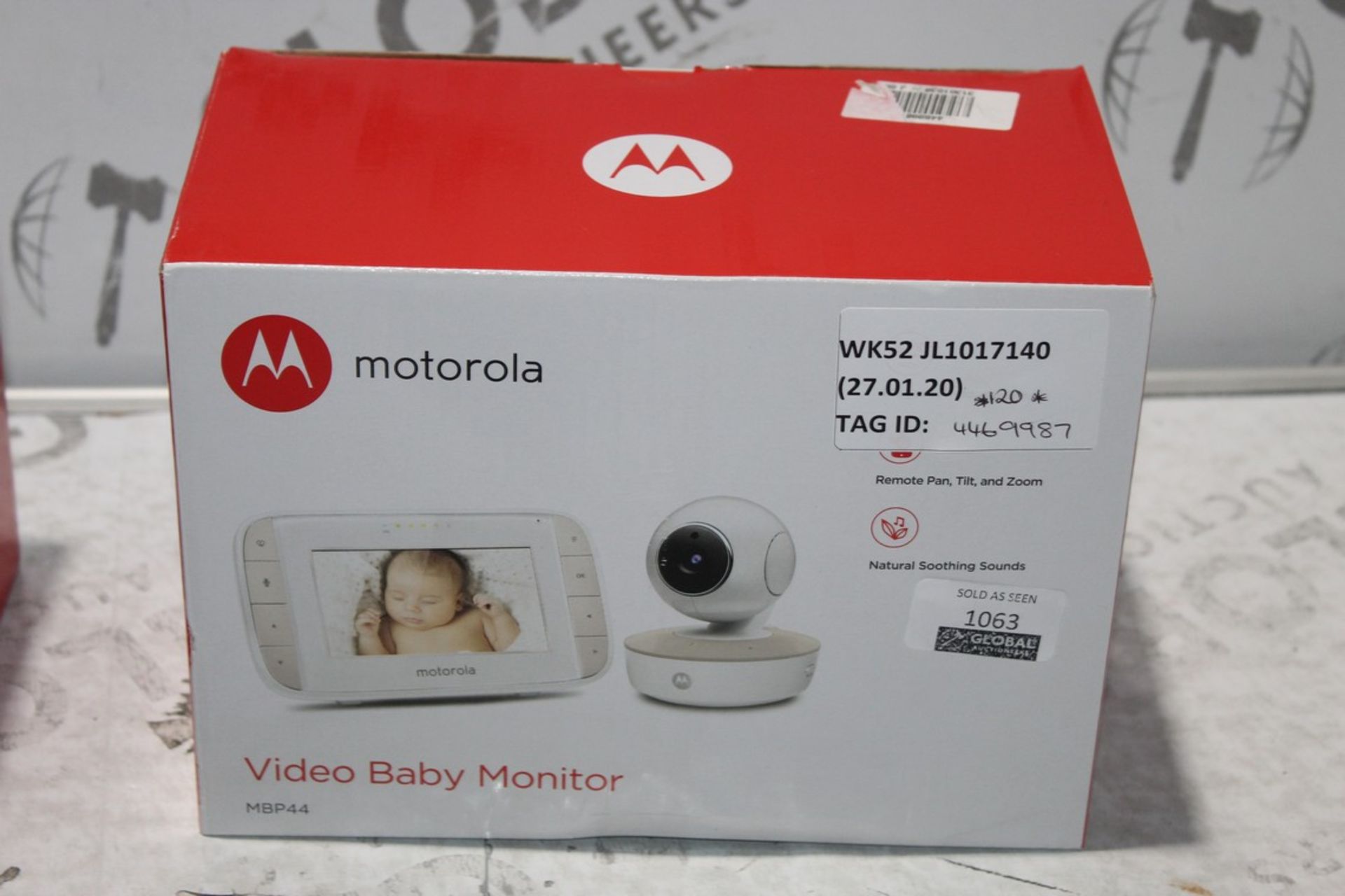 Boxed Motorola MBP544 Digital Baby Monitor RRP £120 (4469987) (Public Viewing and Appraisals