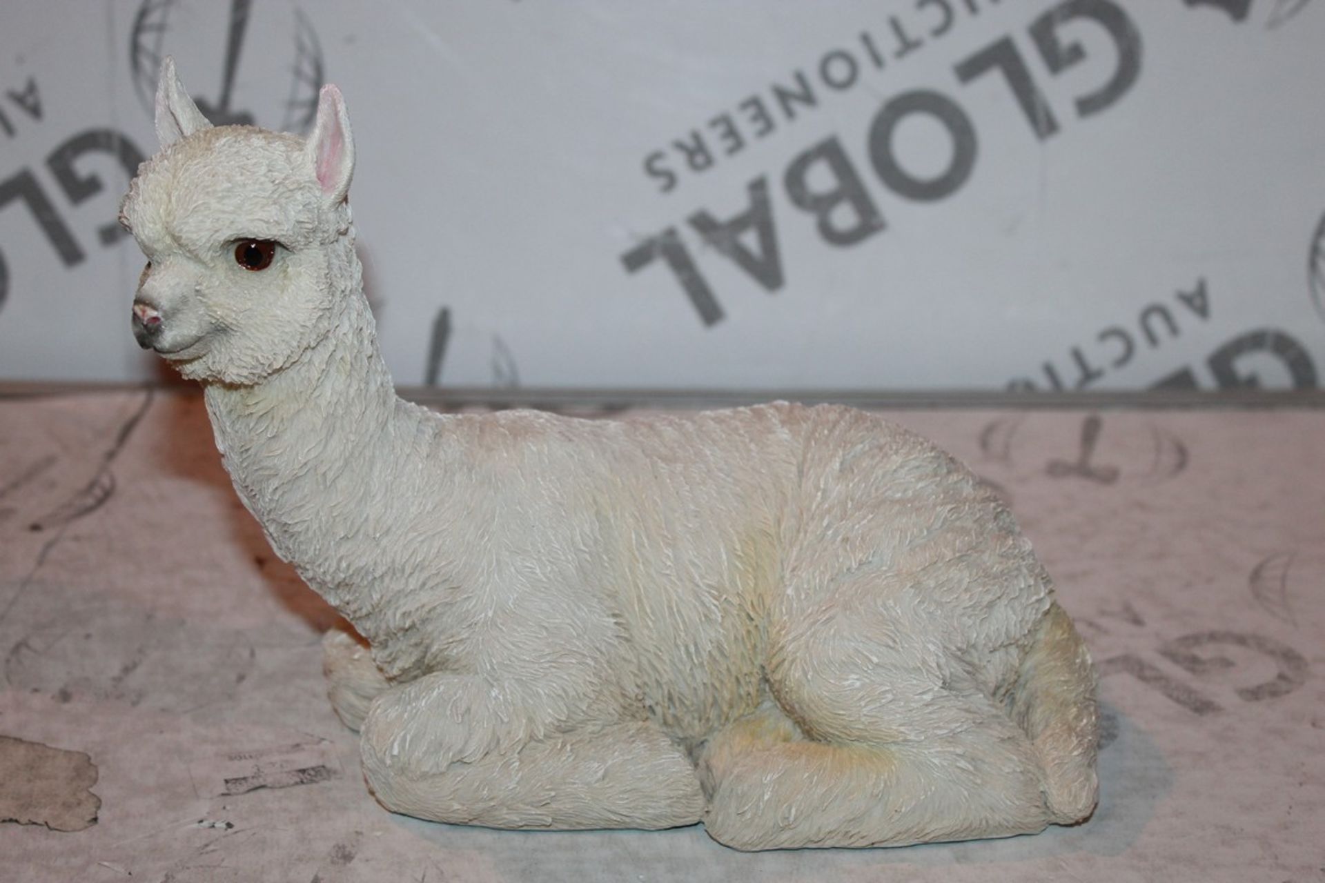 Lot to Contain 5 Brand New Nature Craft Llama 19cm Seated Llama Resin Figurines Combined RRP £100 (