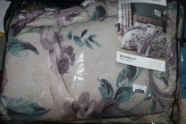 Bagged Catherine Lansfield Designer Collection, 220-230cm Floral Print Bed Spread RRP£115.00 (11882)