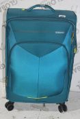 America Tourister Soft Shell Medium Sized Suitcase RRP £75 (RET00621638) (Public Viewing and