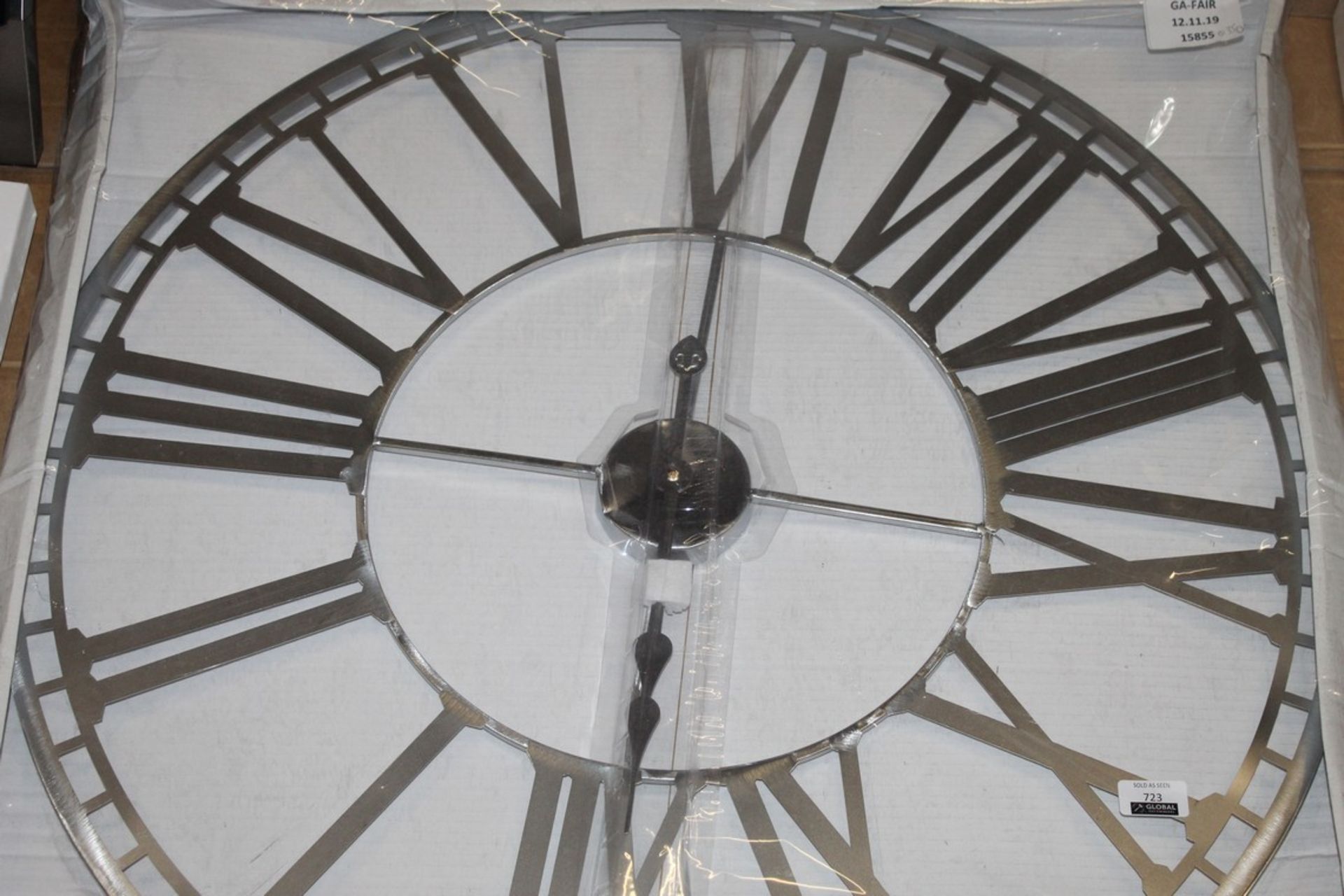 Round Metal Designer Roman Numeral Wall Clock RRP £135 (15855) (Public Viewing and Appraisals