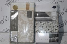 Assorted Bedding Items to Include Gaveno Cavailia Signature Duvet King-size Duvet Cover Sets,