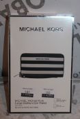 Boxed Brand-New Michael Kors, Large Multifunction, Black and White Saffiano, Wallet, RRP£55.00