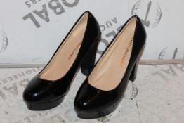 Brand New Pair of Size EU41 Shishangjinzi Black Bottom Ladies Heeled Shoes in Patent Red