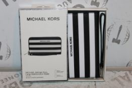 Boxed Brand New Michael Kors Large Black and White Wallet with Phone Compartment RRP £50