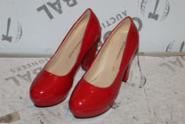 Brand New Pair of Size EU35 Shishangjinzi Red Bottom Ladies Heeled Shoes in Patent Red