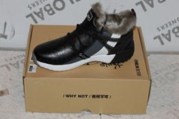 Boxed Brand New Pair of One Mix, Sizes UK 7.5, Fur Lined, Gents Designer Fashion Shoes, RRP £45.00