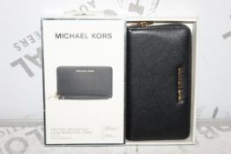 Boxed Brand New Michael Kors Large Multi Function Wallet with Phone Slot RRP £55