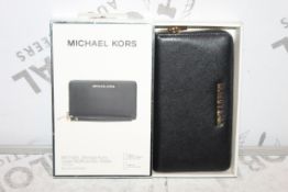 Boxed Brand New Michael Kors Large Multi Function Wallet with Phone Slot RRP £55