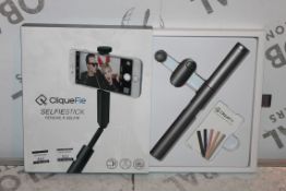 Boxed Cliquefie Space Grey Selfie Stick RRP £35