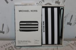 Boxed Brand New Michael Kors Large Black and White Wallet with Phone Compartment RRP £50