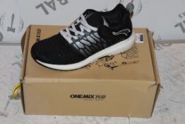 Boxed Brand New Pair of One Mix, Gent Designer, Breathable Running Shoes, Size UK 7.5