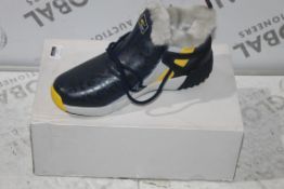 Boxed Brand New Pair Of Blue Yellow And Grey One Mix Fur Lined Trainers Size RRP £45 (Public Viewing