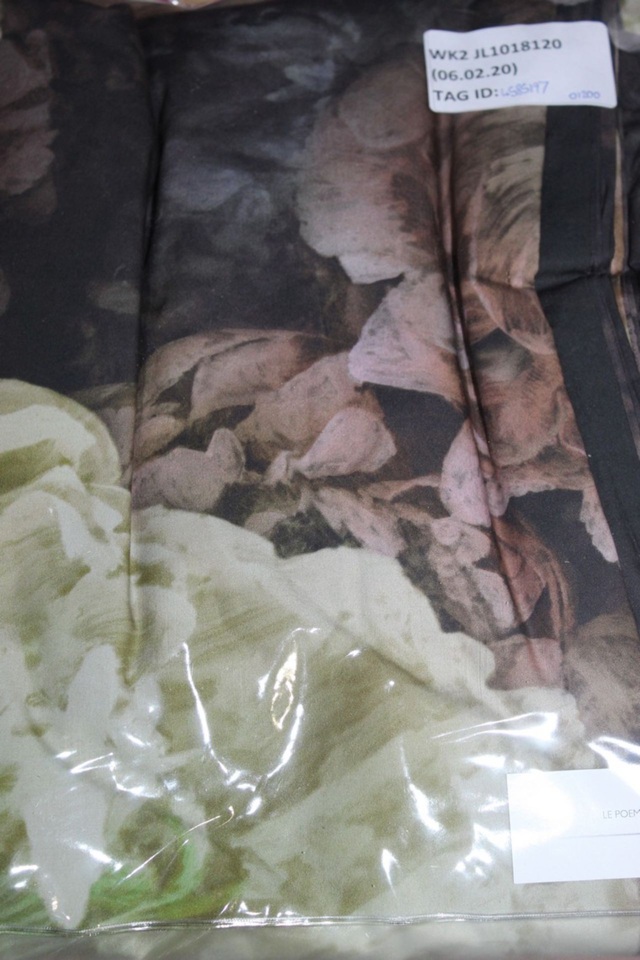 Designers Guild, le poeme Defleurs, King-Size Duvet Cover set with Pillow Cases, Combined RRP£140.00