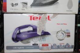 Boxed Assorted Bosch And Tefal Ultra Glide And DA30 Steam Irons RRP £55-60 (Untested/Customer