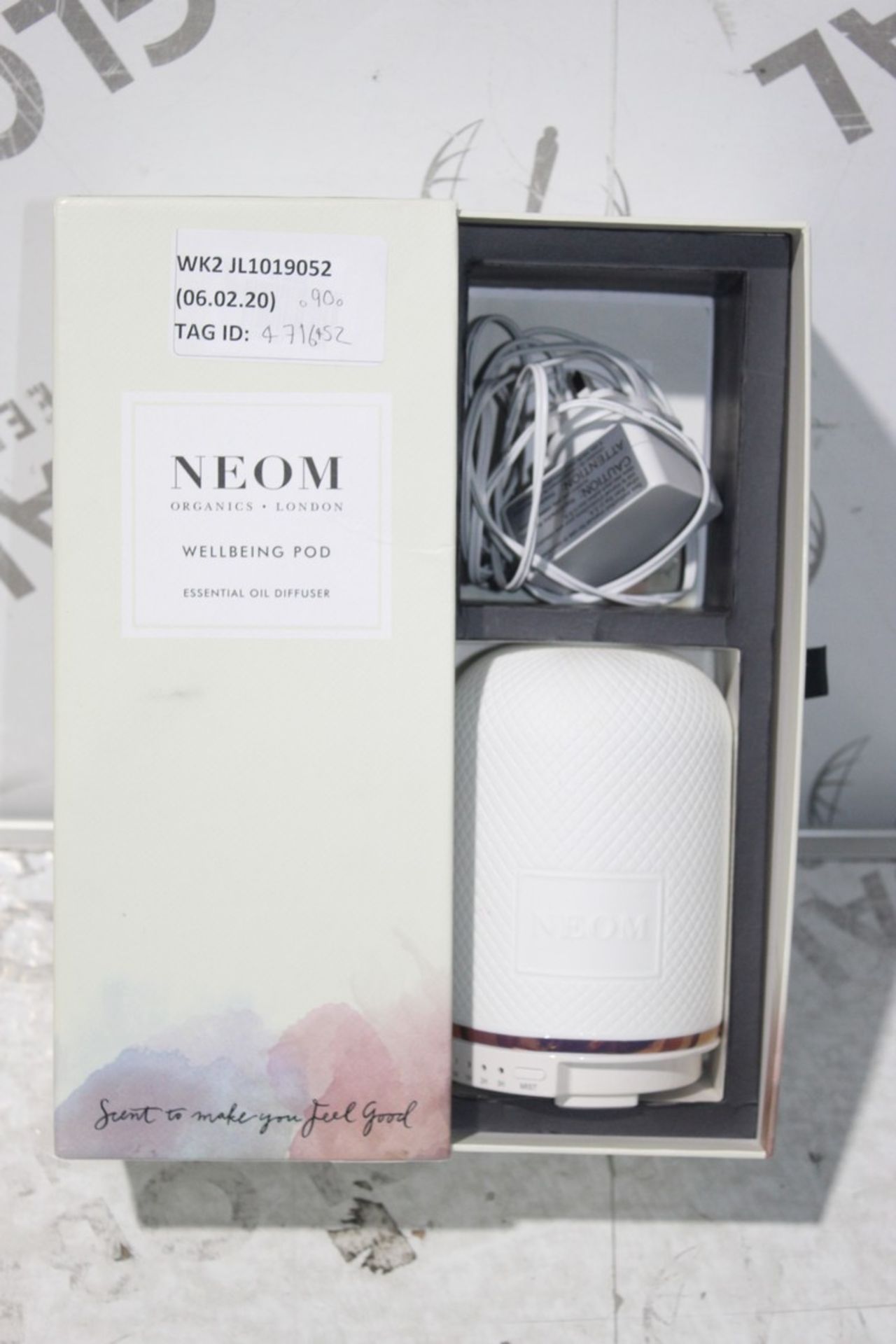 Boxed Neom Well Being Pod Essential Oil Diffuser RRP £90 (4716208) (Public Viewing and Appraisals