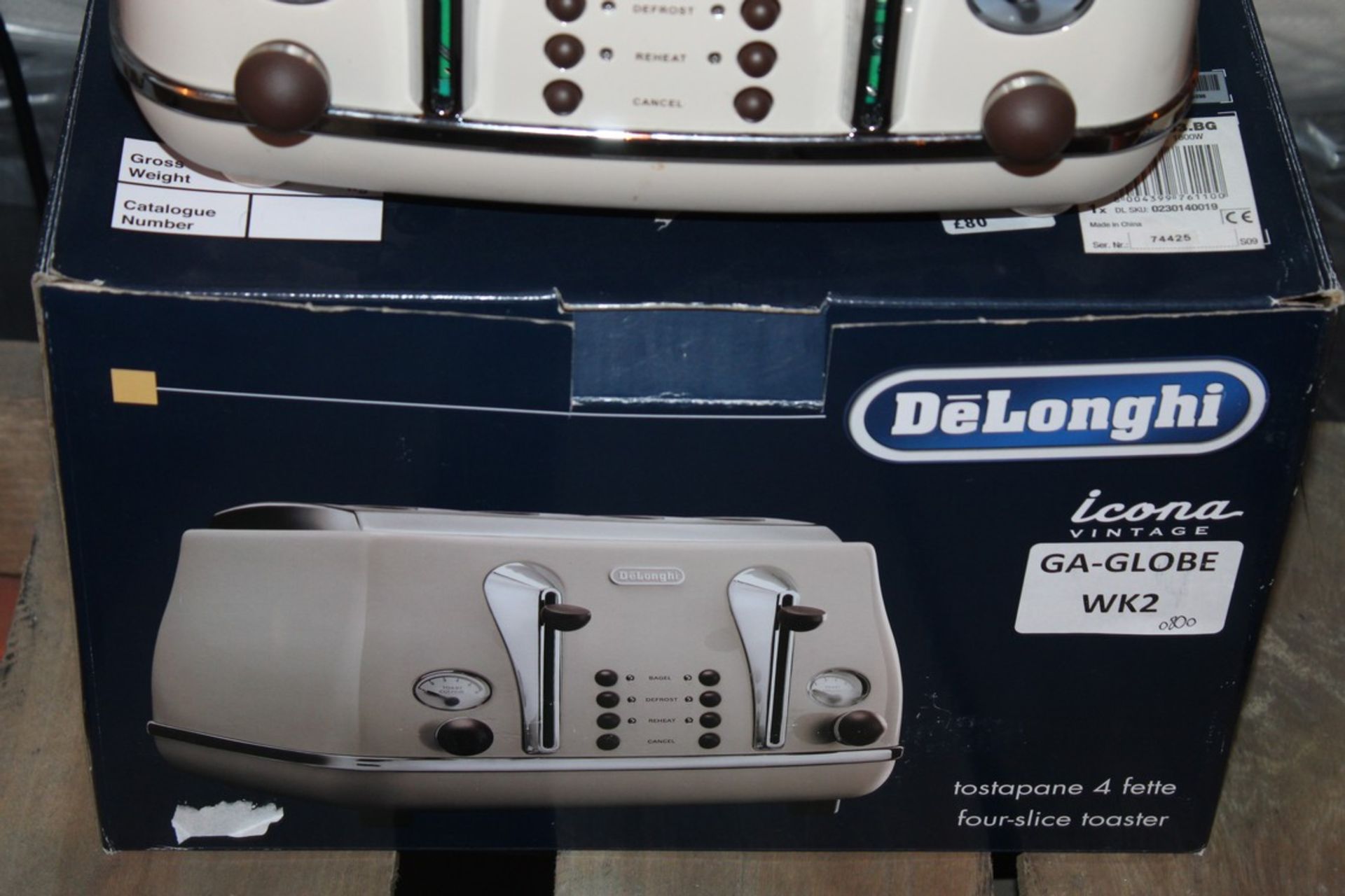 Lot To Contain 3 Boxed Assorted 4 Slice Toasters By Brevelle And Delonghi From The Impressions And