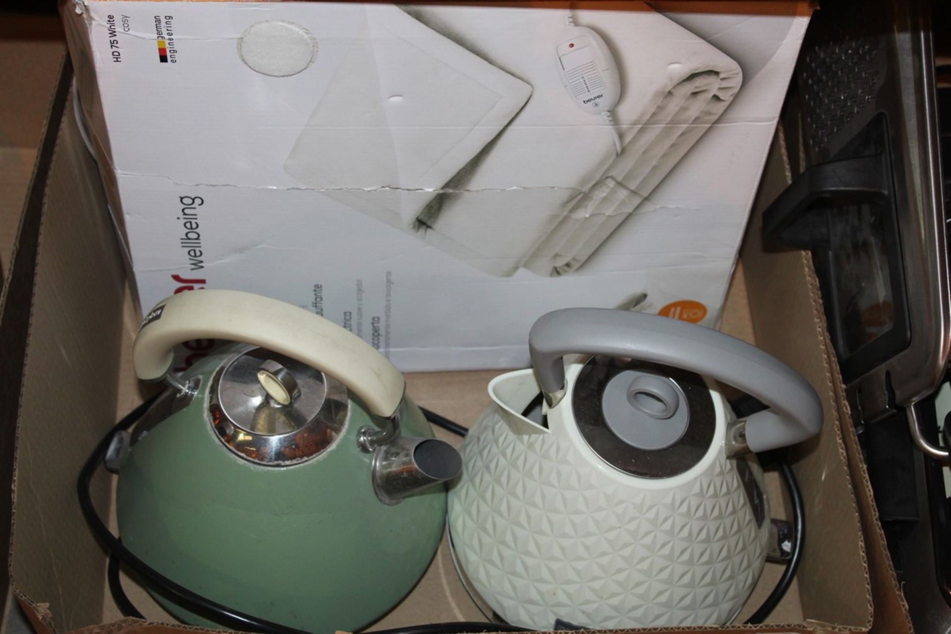Lot To Contain One Beurer Heated Blanket And Two Assorted Delonghi And Morphy Richards Kettles