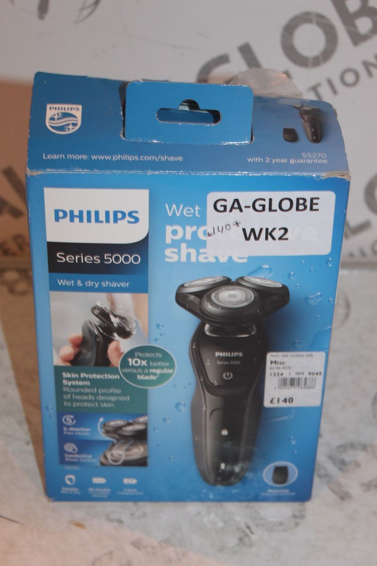 Boxed Philips Series 5000 Wet And Dry Protective Shaver RRP £140 (Untested Customer Return)