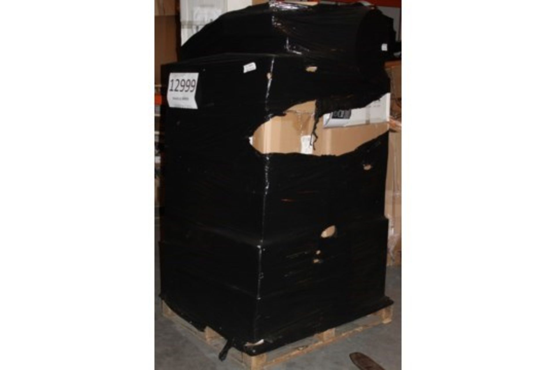 Pallet to Contain 15 - 20 Assorted Light Shades Co