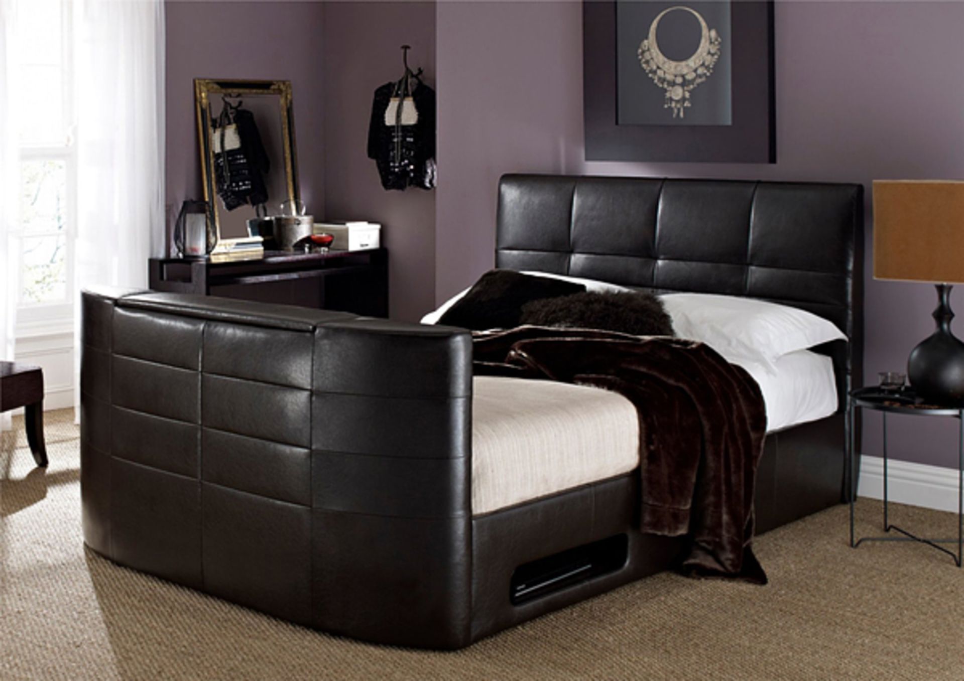Boxed 4FT6 Double Capris Brown TV Bed RRP £500 (Sourced From A High End Furniture Wholesalers)
