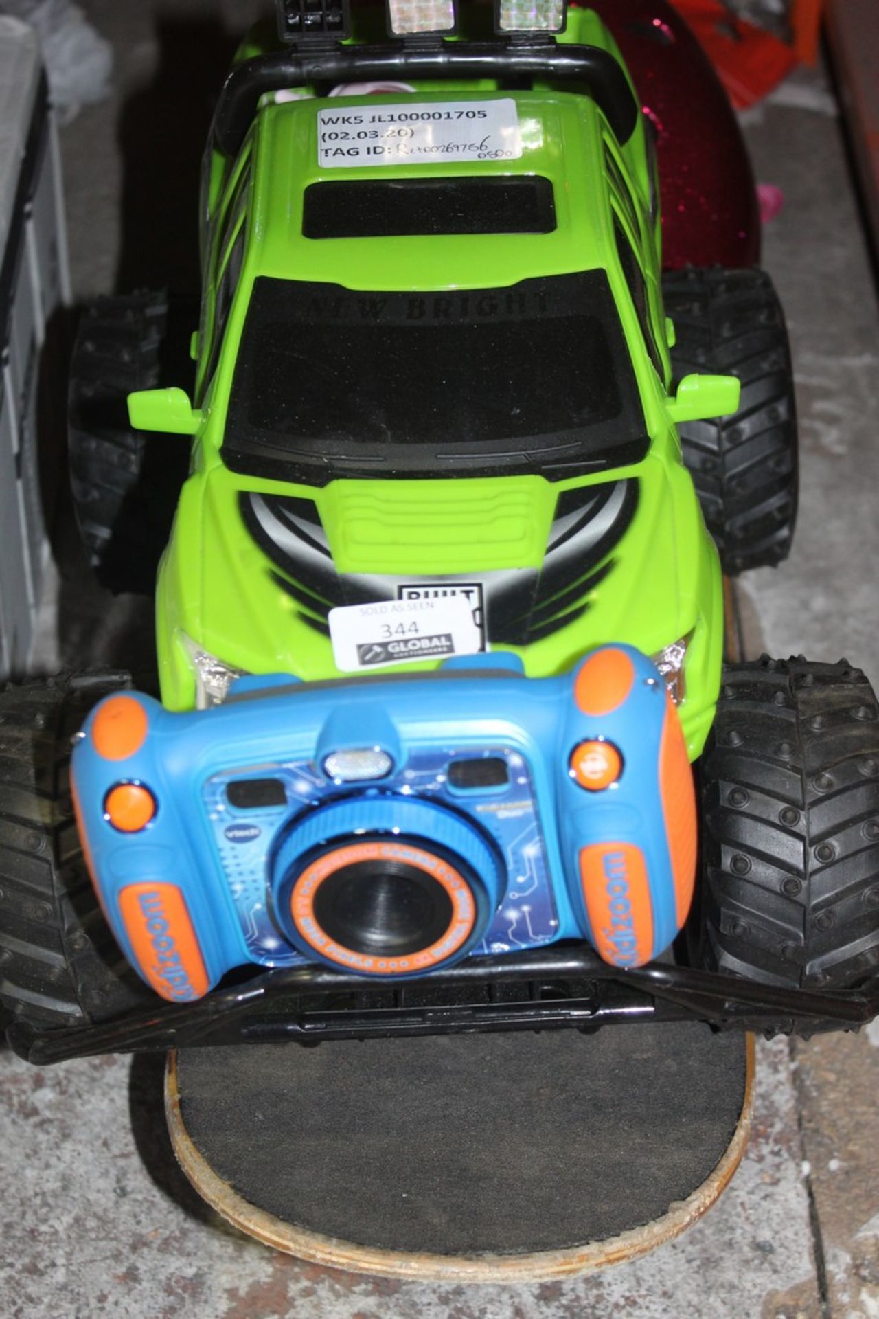 Assorted Items To Include Vtech KiddiZoom Kids Cameras Skate Boards And Remote Control Cars RRP £