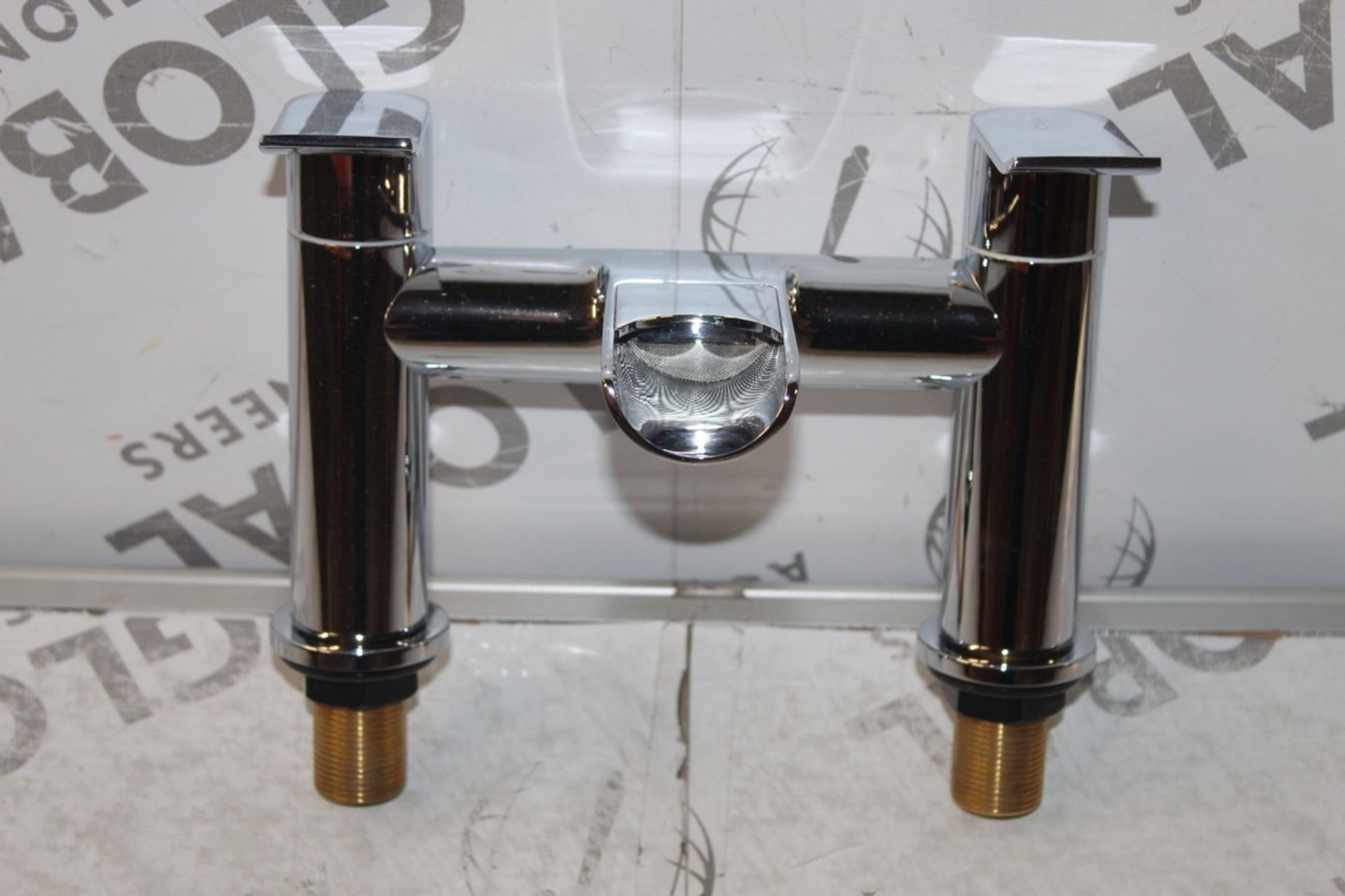 Chrome Deck Mounted Mixer Tap Set RRP £60 (18362)