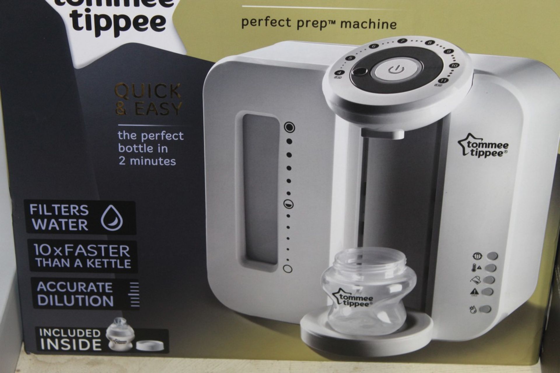 Boxed Tommee Tippee Close To Nature Perfect Prep Machine in White RRP £80 (RET00095969)