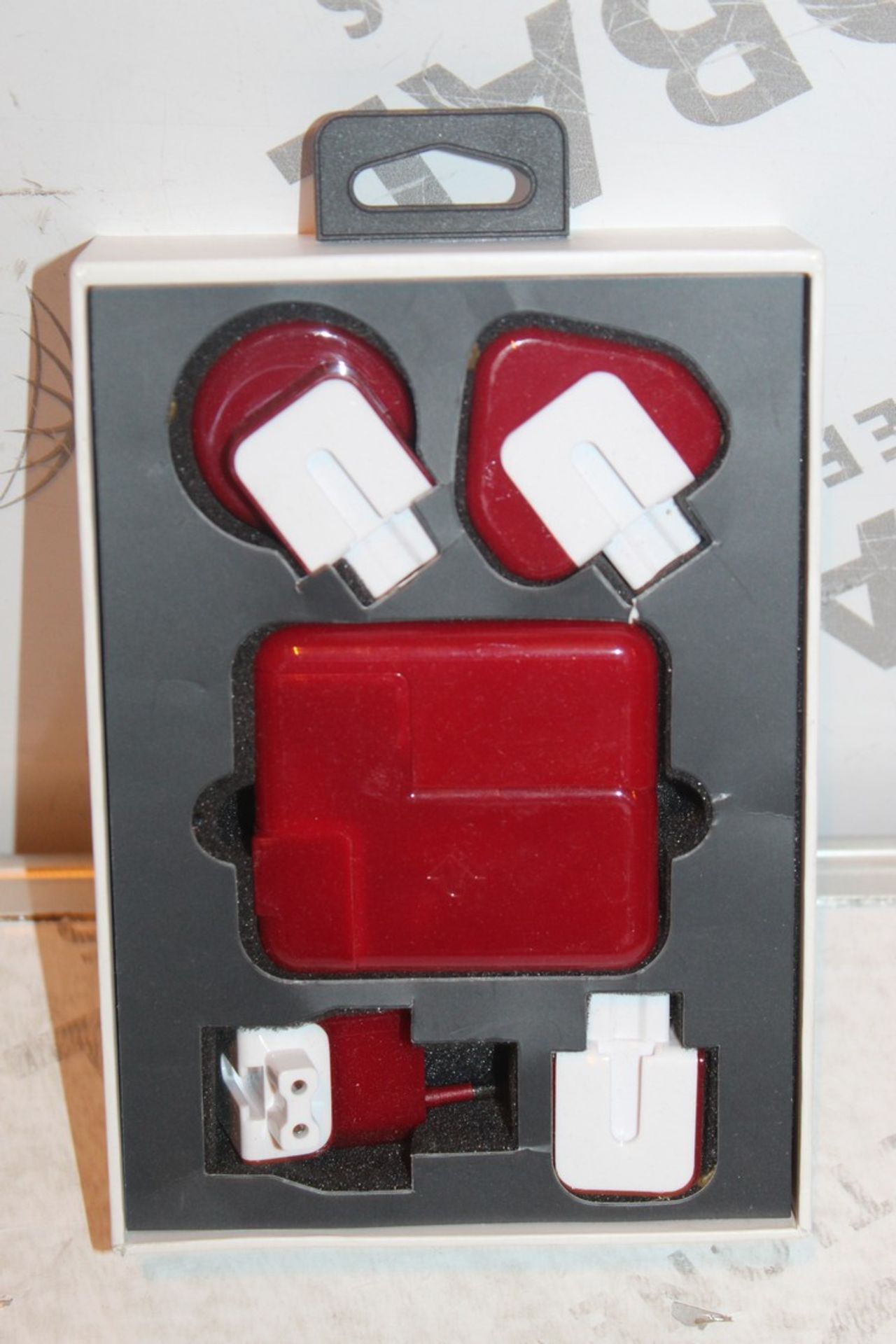 Boxed Twelve South PlugBug Duo Multi Head Adaptor RRP £75