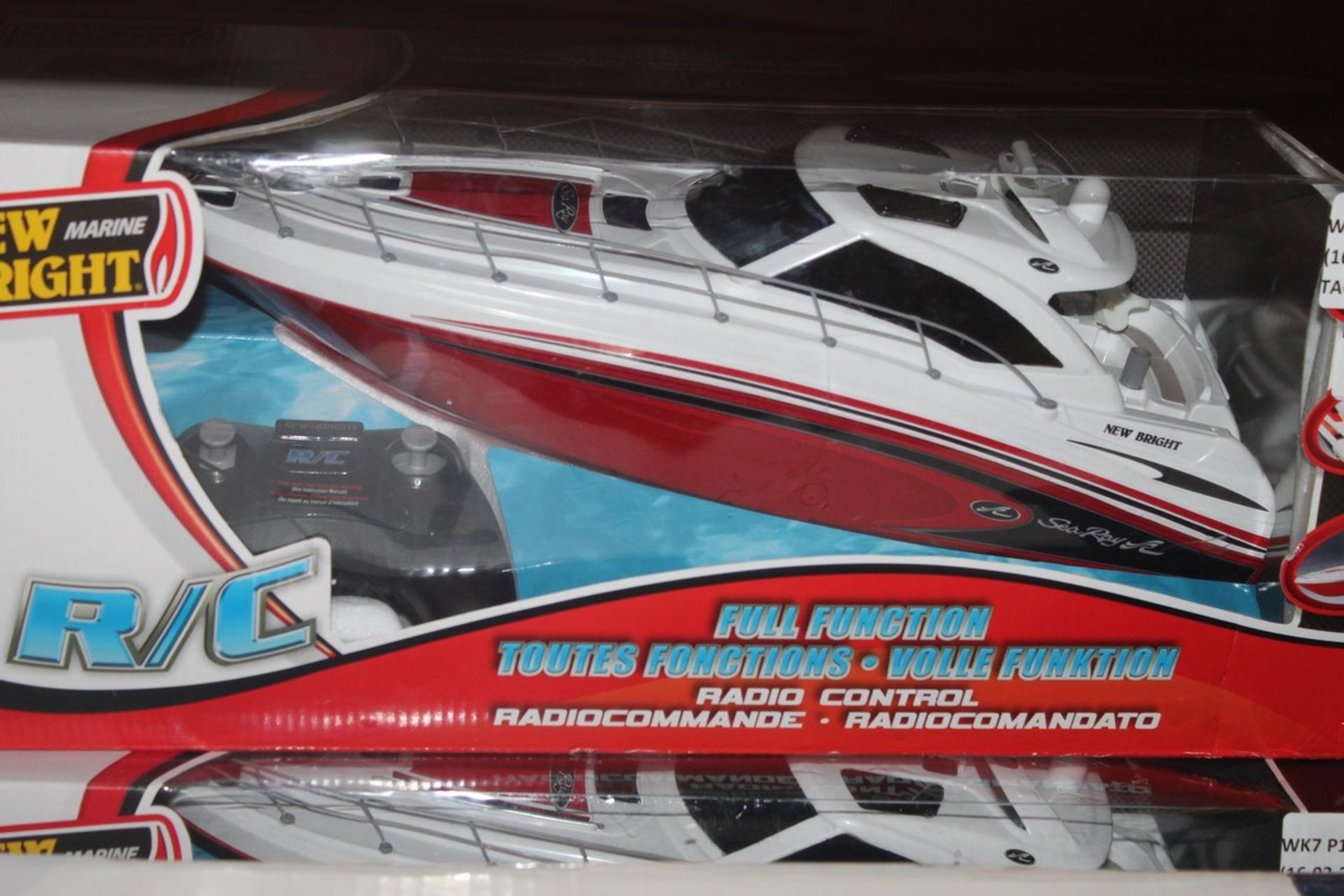 Boxed New Bright Marine Remote Control Speed Boats RRP £40 (RET00012891) (RET01117032) (Public