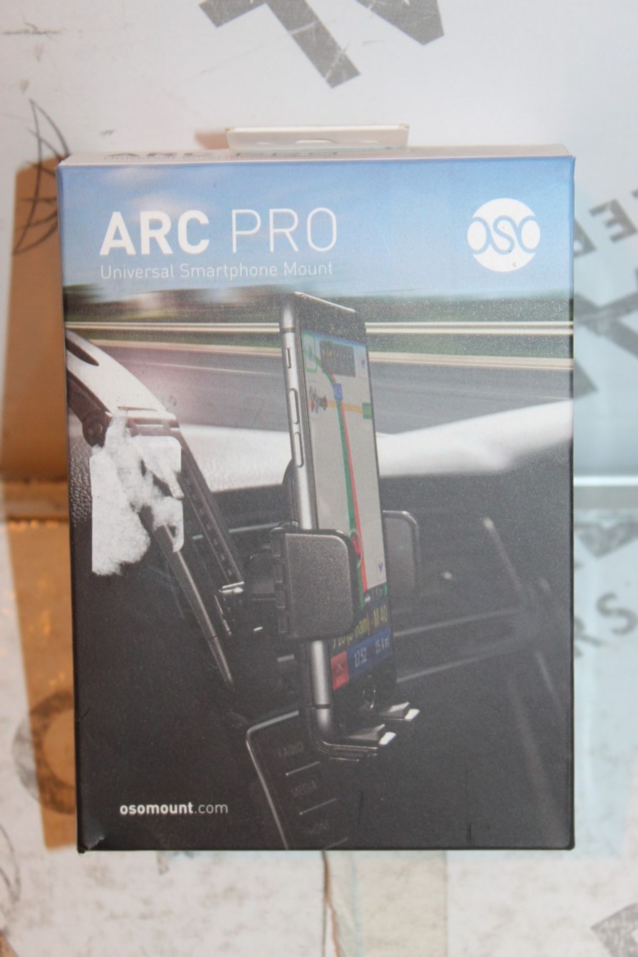 Lot to Contain 5 AS Arc Pro Universal Phone Holders RRP £100