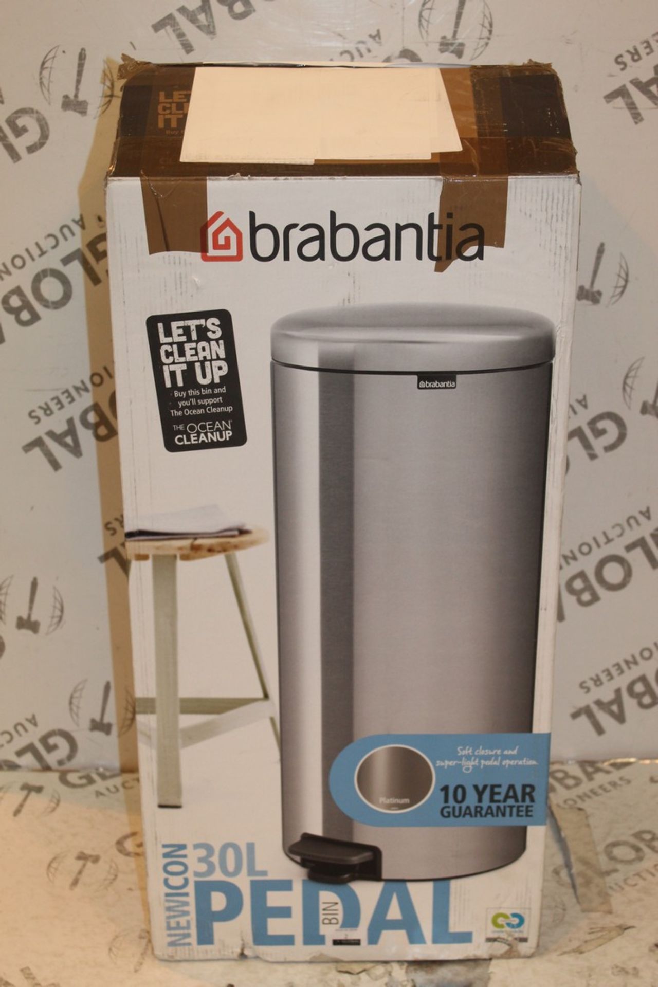 Boxed Brabantia 30 Litre New Icon Platinum Pedal Bin RRP £60 (17935) (Public Viewings And Appraisals