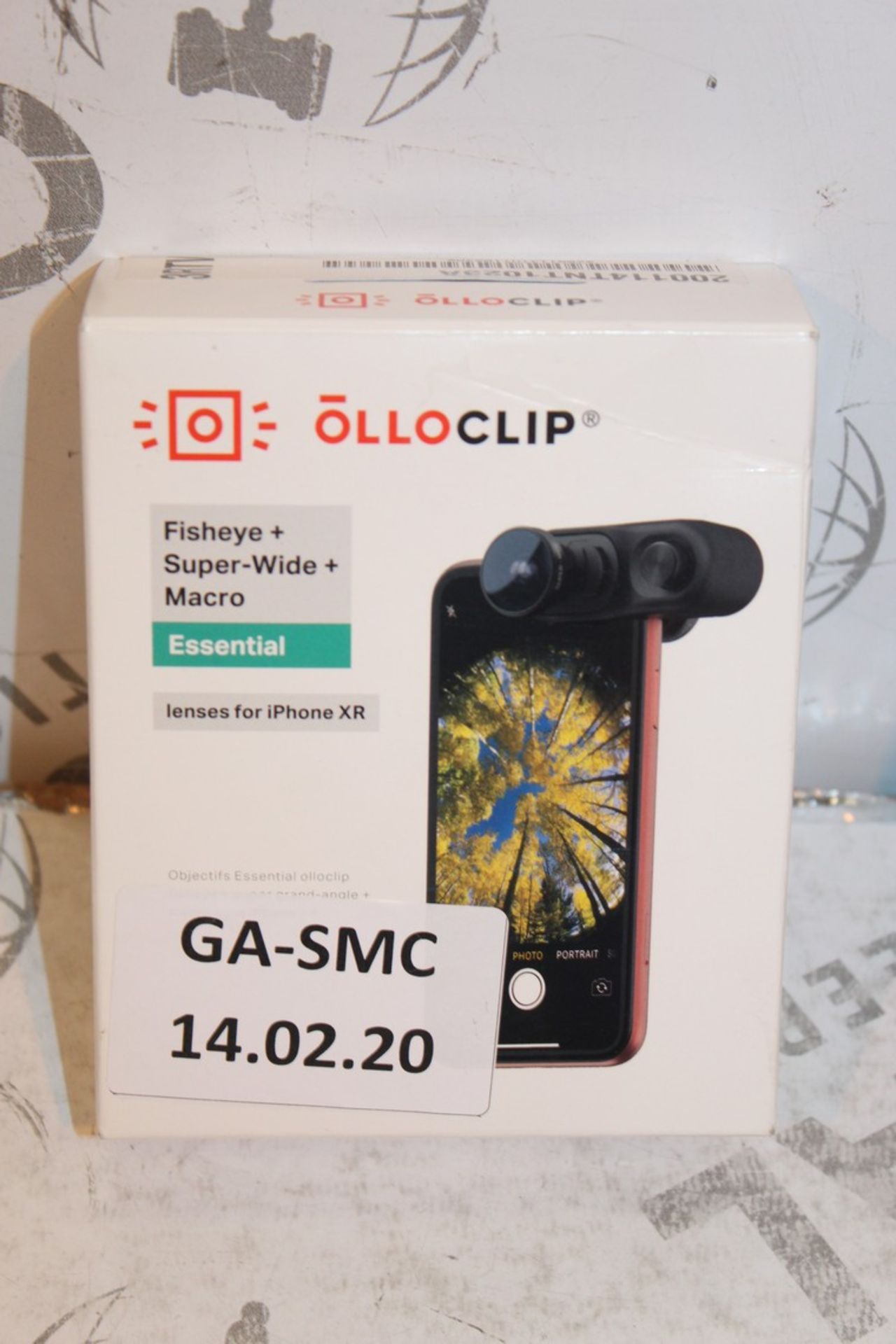 Lot to Contain 2 Brand New Ollo Clip Fish Eye Super Wide Macro Essential Clip on Lenses for iPhone