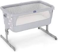 Boxed Chicco Next To Me Bedside Crip RRP £240 (72217) (Appraisals Available Upon Request)