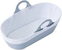 Boxed Tommee Tippee Sleepee Moses Basket RRP £100 (136498) (Appraisals Available Upon Request)