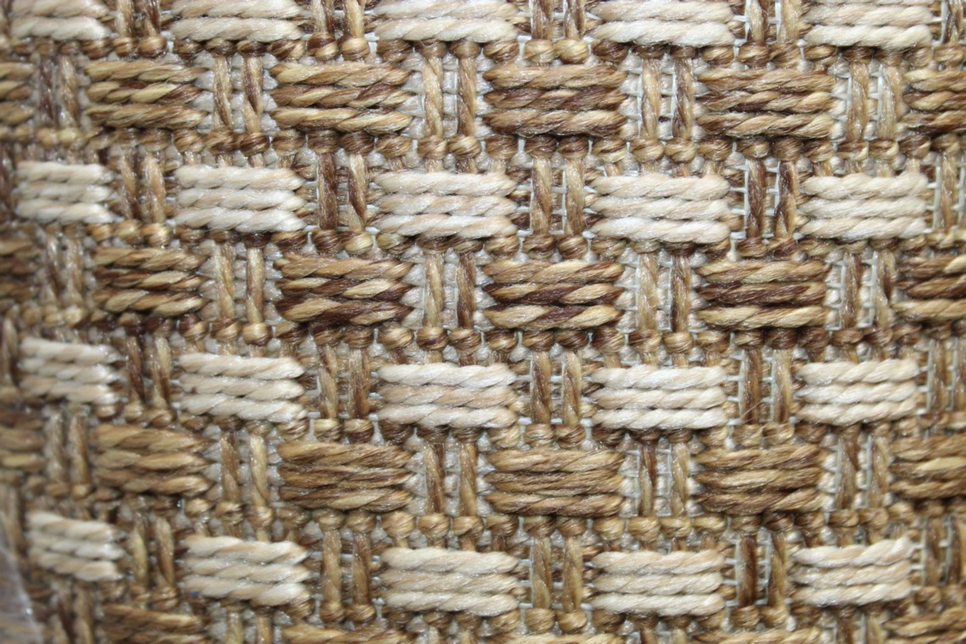 Cross Weave Hardwearing Large Area Floor Rug RRP £90
