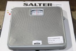 Assorted Boxed And Unboxed Salter Digital And Mechanical Weighing Scales RRP £30-£40 Each (