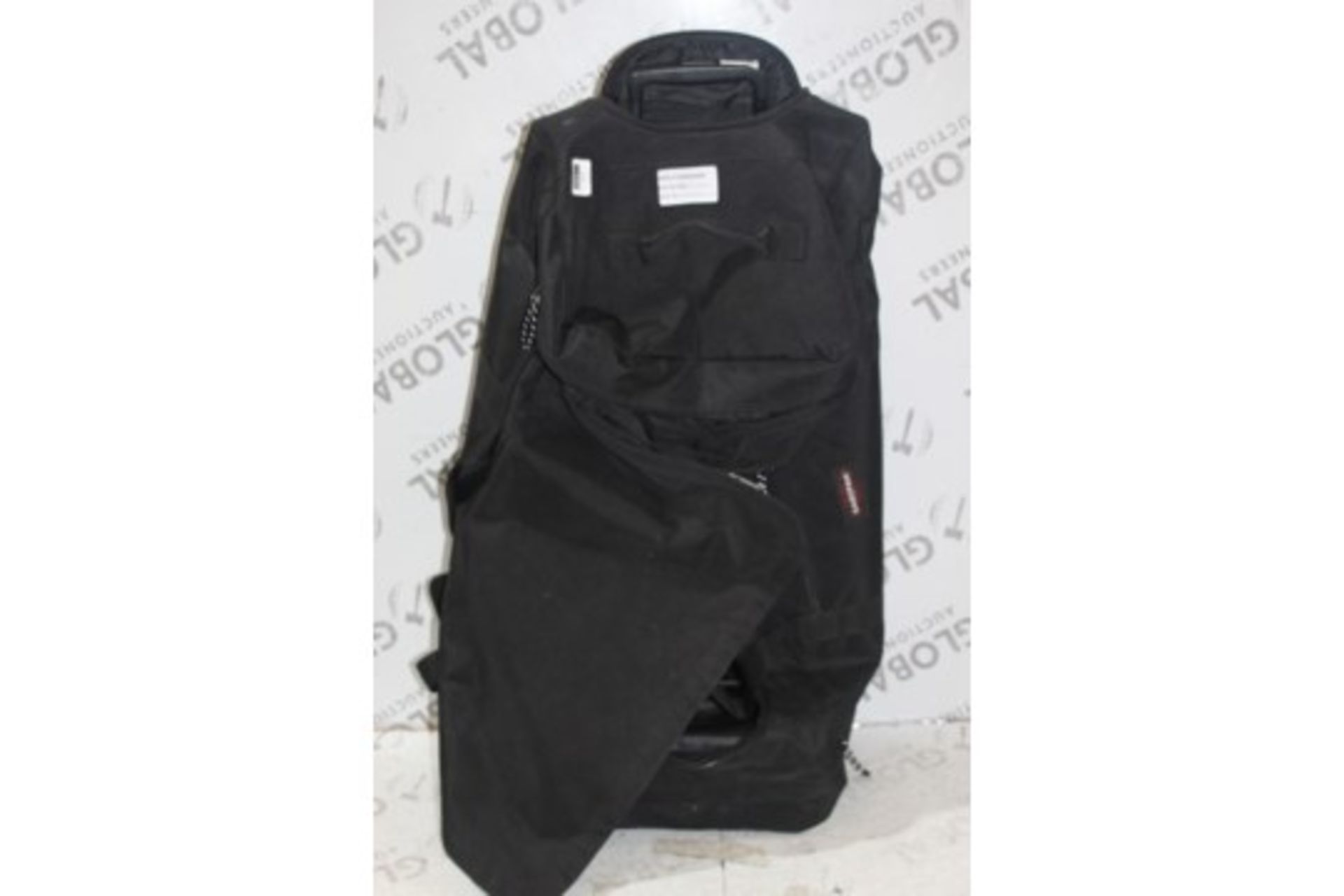 Large East Pack Soft Shell Duffle Bag RRP £70 RET00824784) (Appraisals Available Upon Request)