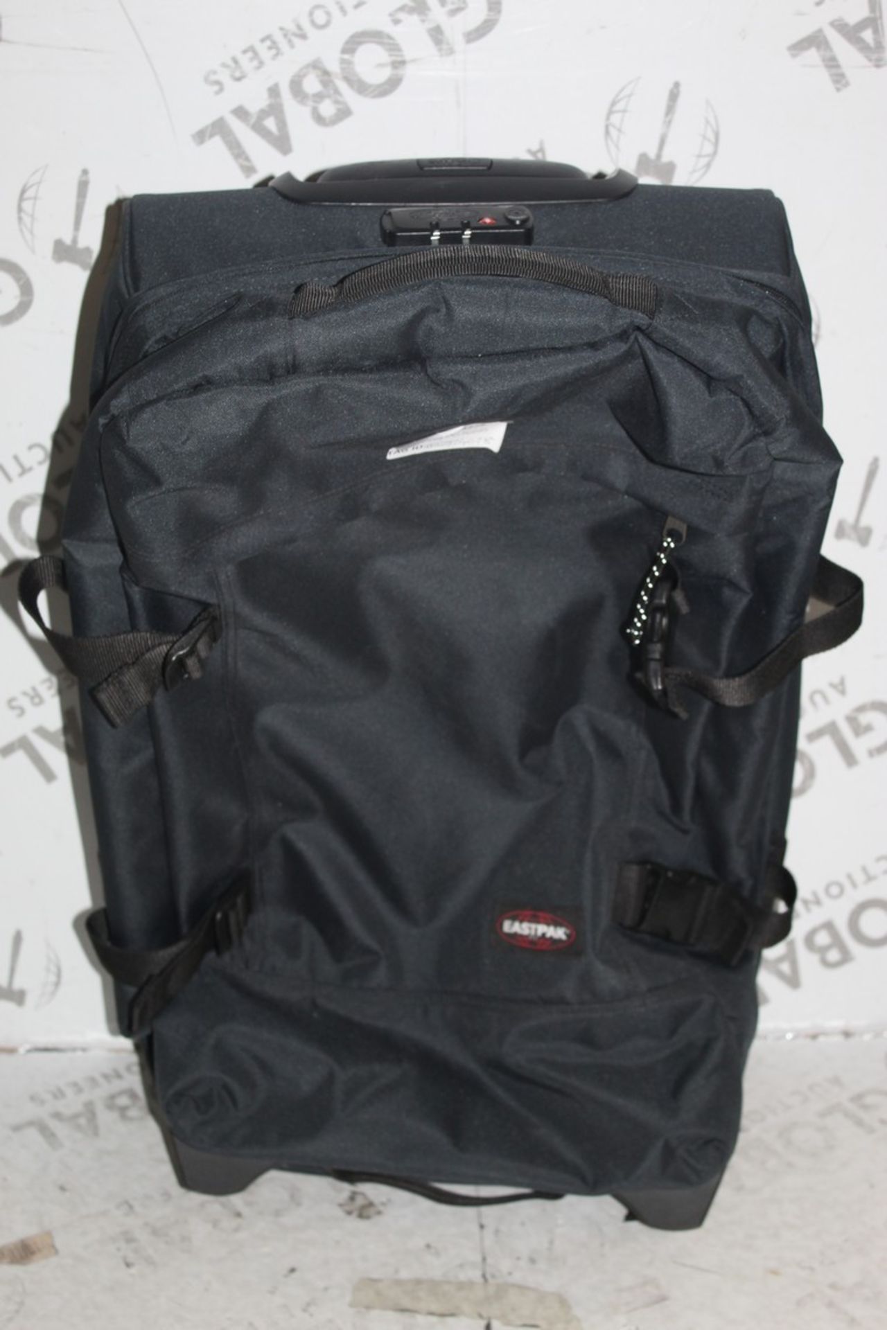 East Pack Soft Shell Medium Rolling Duffle Bag RRP £75 (RET00824078) (Appraisals Available Upon